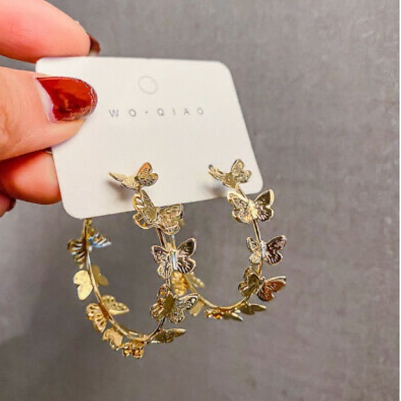 NEW 18k gold plated butterflies ๐ฆ Earrings - Picture 3 of 9